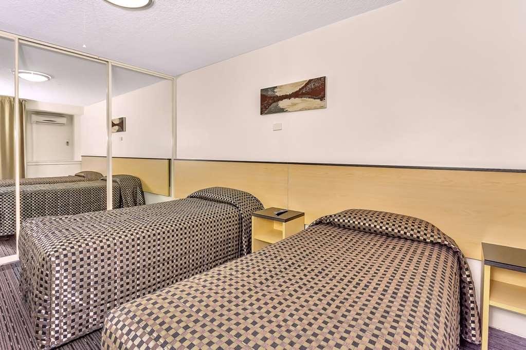 Comfort Inn & Suites Goodearth Perth Room photo